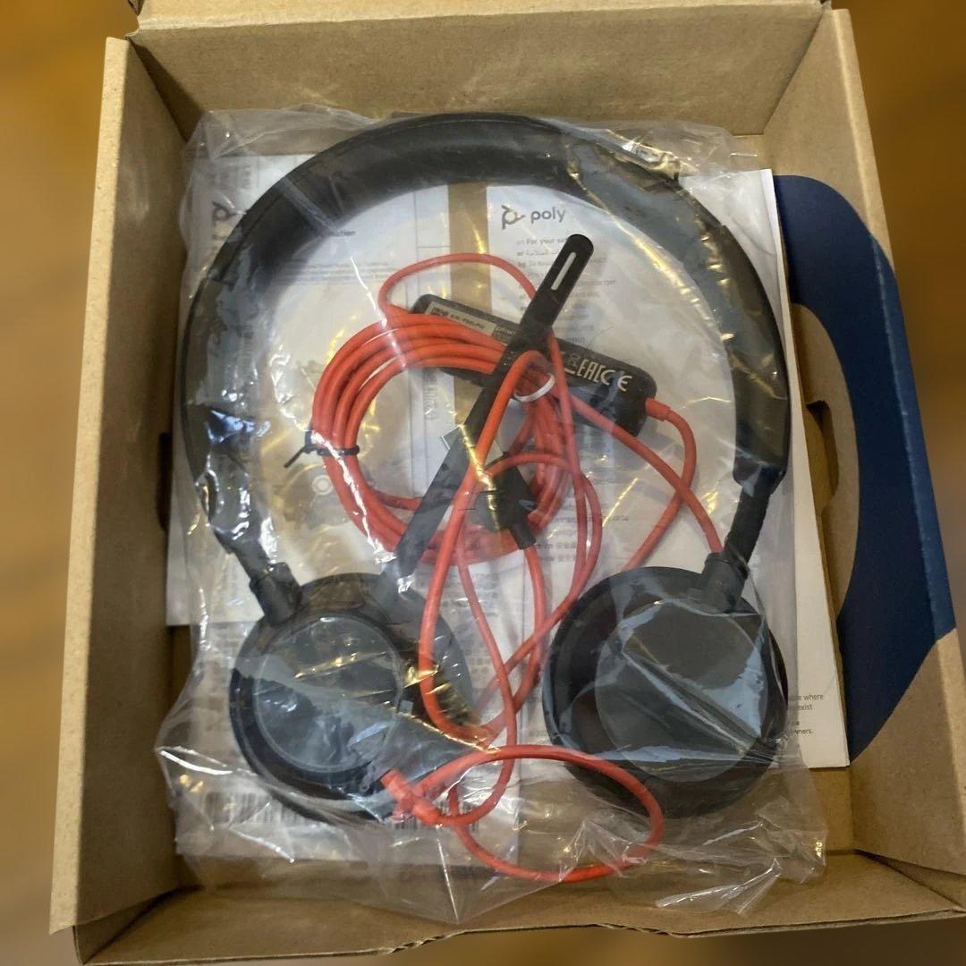 Poly BLACKWIRE 3320 USB-A ヘッドセット