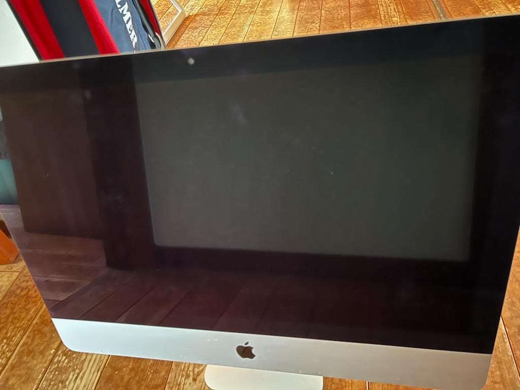 iMac 21.5 2017 4K i5 8GB 1TB 純正マウスキーボード付
