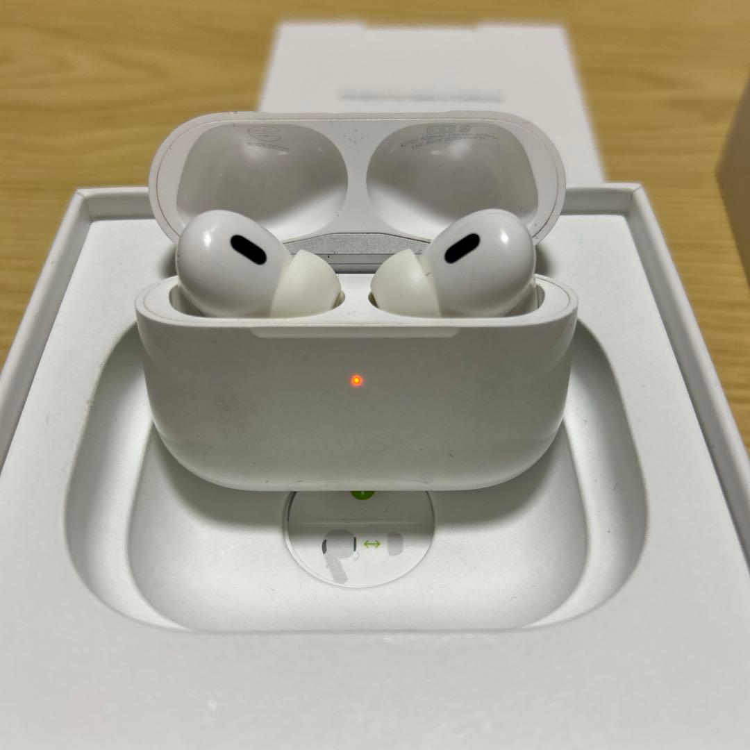 AirPods Pro (第2世代) 本体 ホワイト(右耳故障あり)