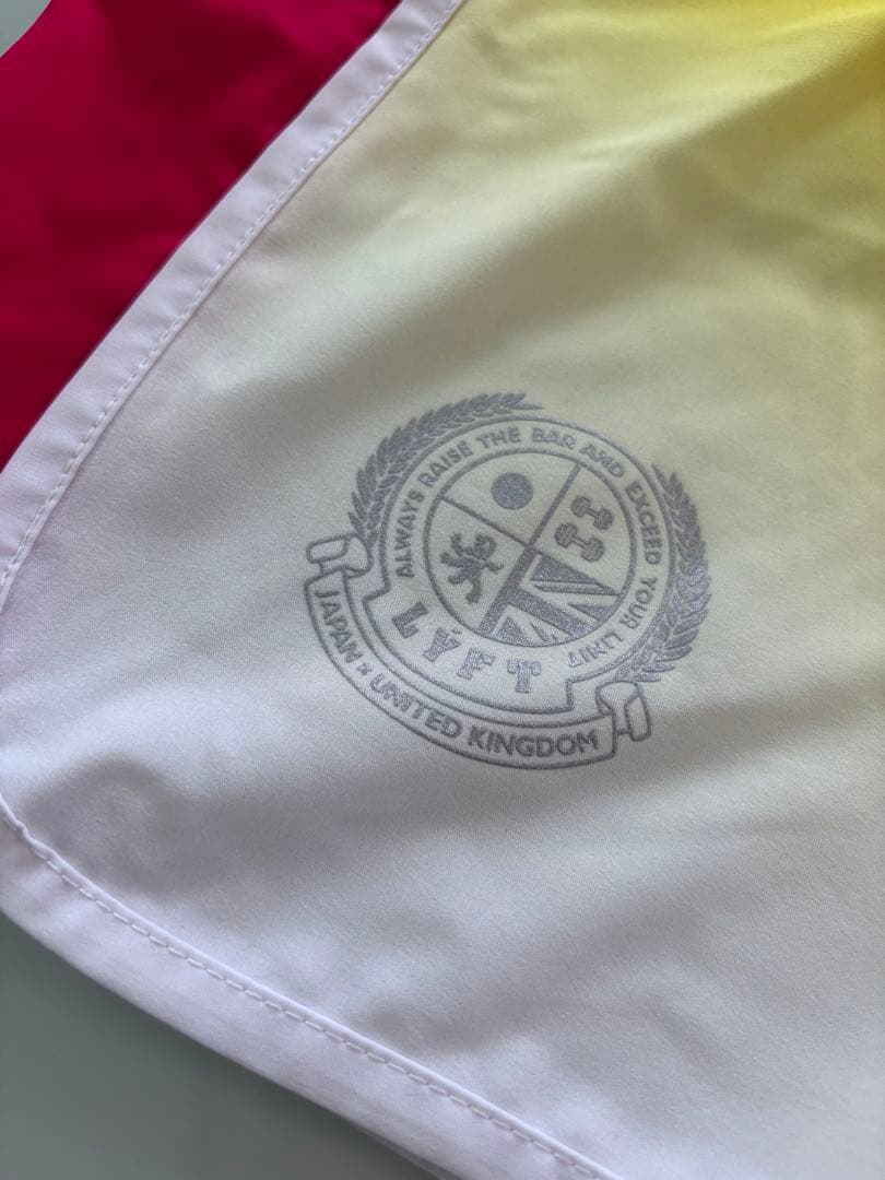 【極美品】LYFT ステージショーツ　M