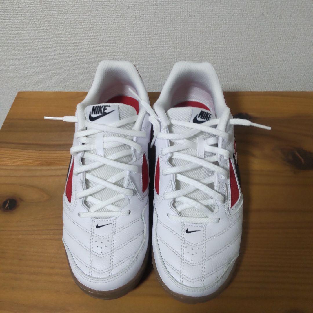 NIKE「GATO(ガト)」フットサルシューズ