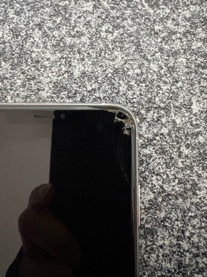 Apple iPhone XS MAX 本体 充電ケーブル付き