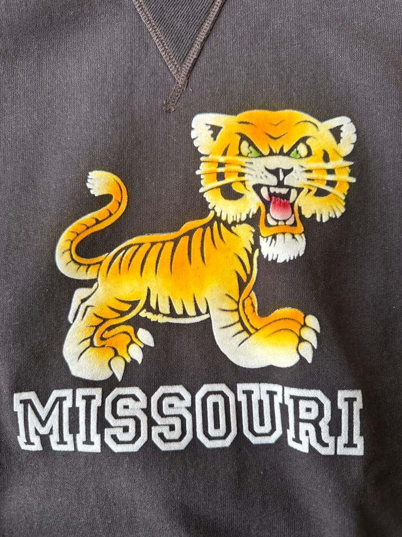 リアルマッコイズ 前Vフロッキープリント サイズL