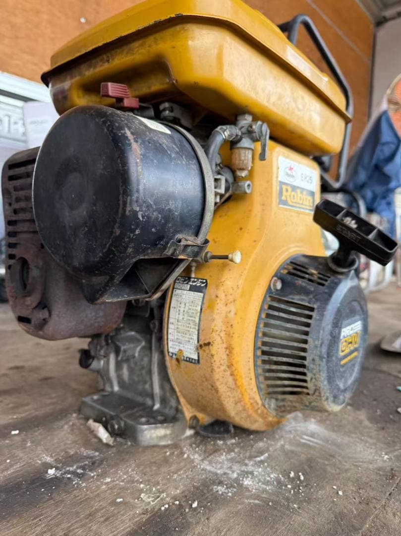 【福岡県みやま市】ガソリンエンジン ロビン EH25B 最大8.5馬力 OHV