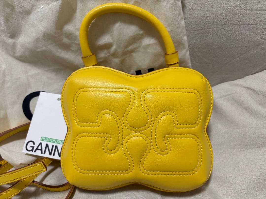 2/8まで出品中⭐︎新品・未使用⭐︎GANNI バタフライバッグ