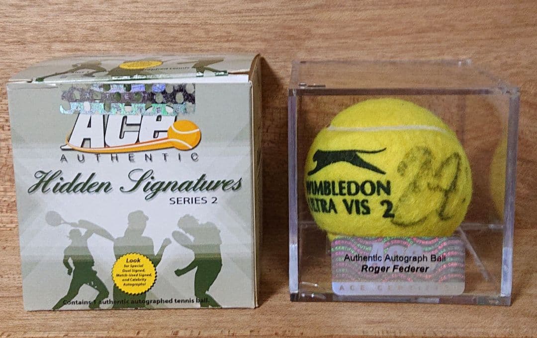ロジャー・フェデラー 直筆サイン入りテニスボール
