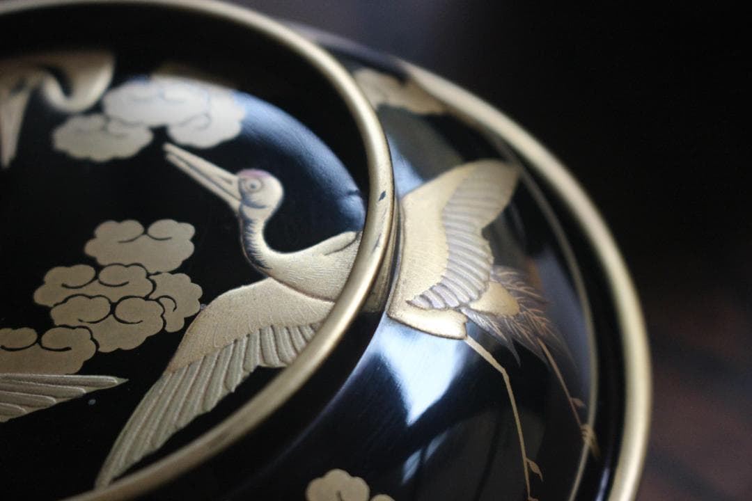 高台縁傷のみ！時代金縁黒漆に極上雲鶴蒔絵の映える煮物椀2点（検京塗輪島塗雑煮椀