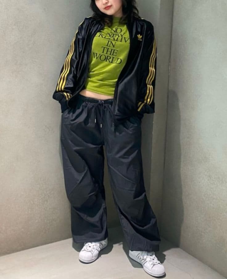 新品未使用 アディダス ジャージ SST トラックトップ ブラック Мサイズ