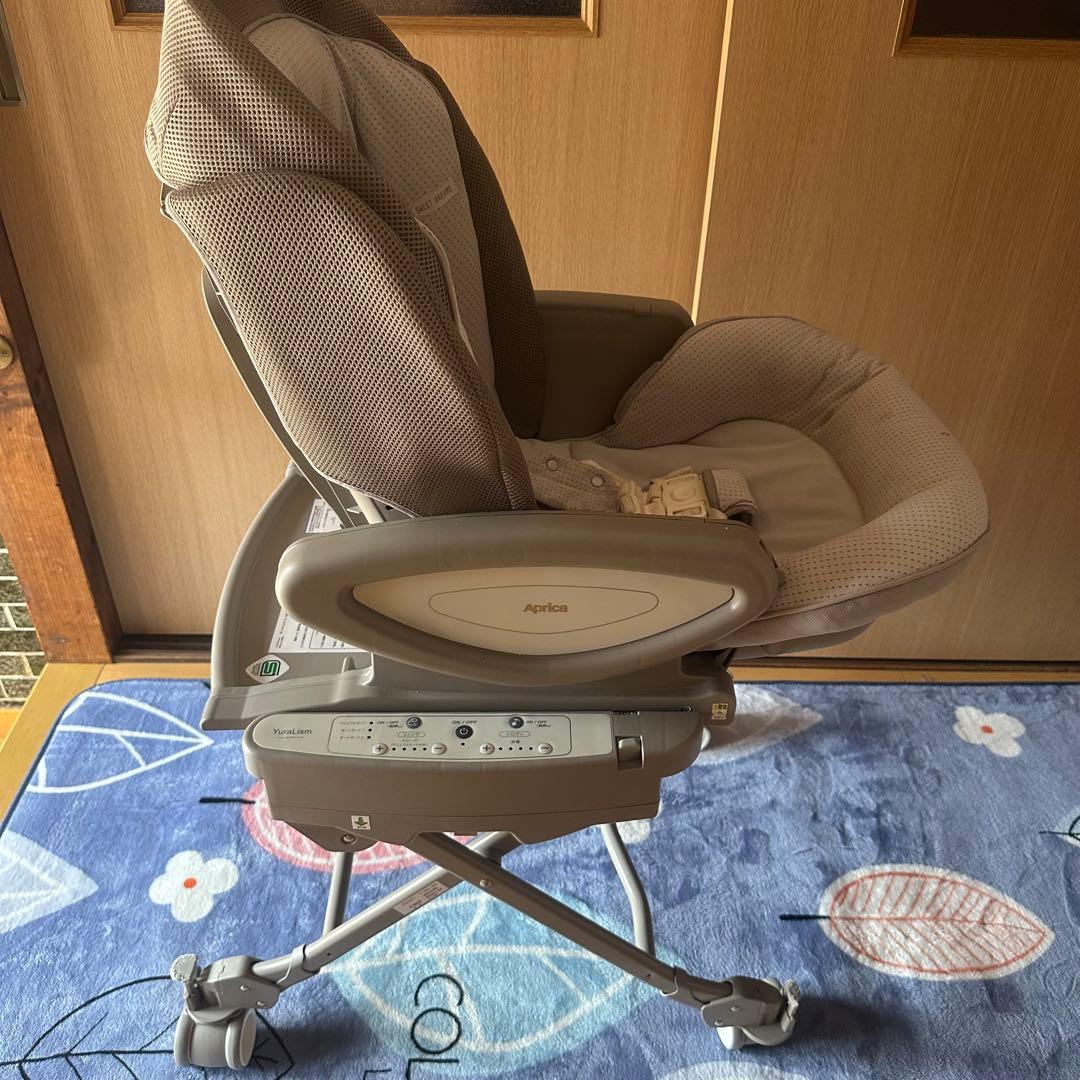 アップリカ ユラリズム オート AC ペールグレー ハイローチェア