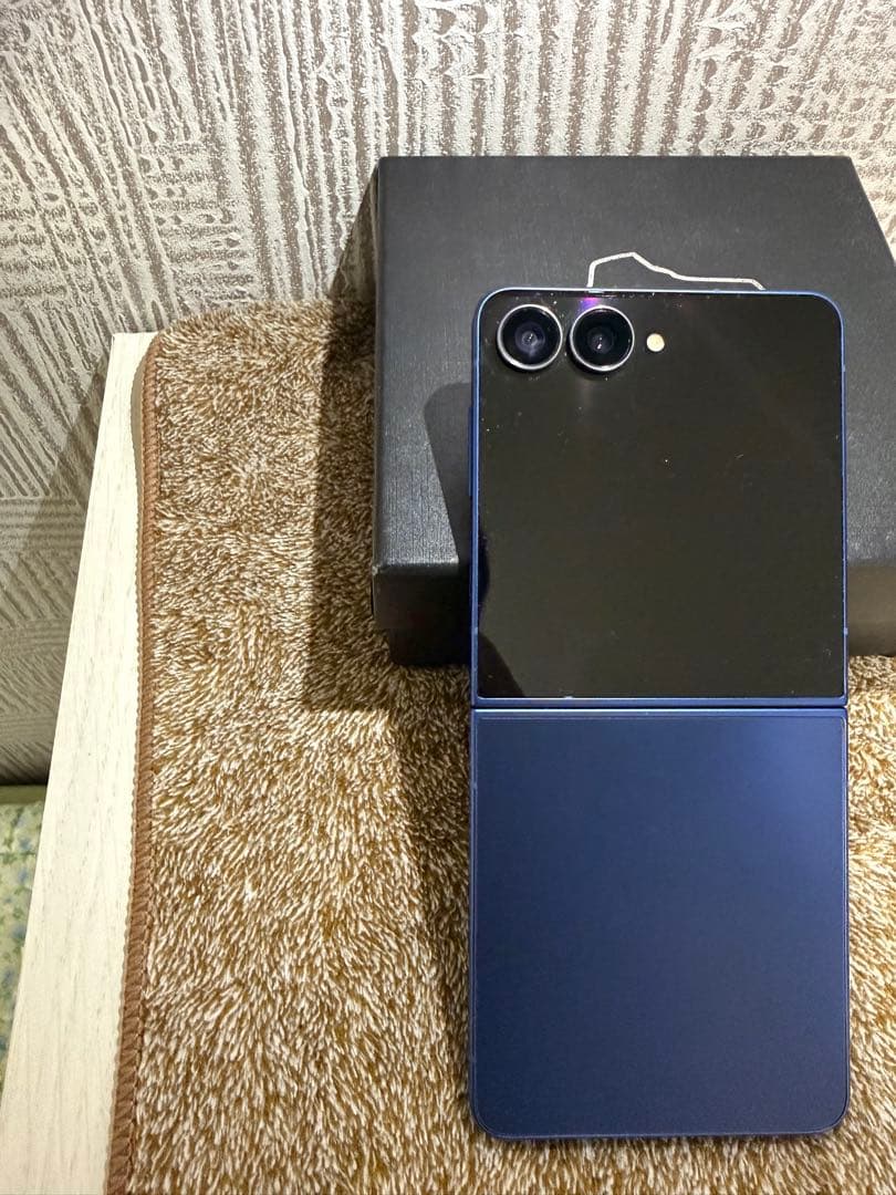 Galaxy Z Flip7 512GB SIMフリー 美品大容量