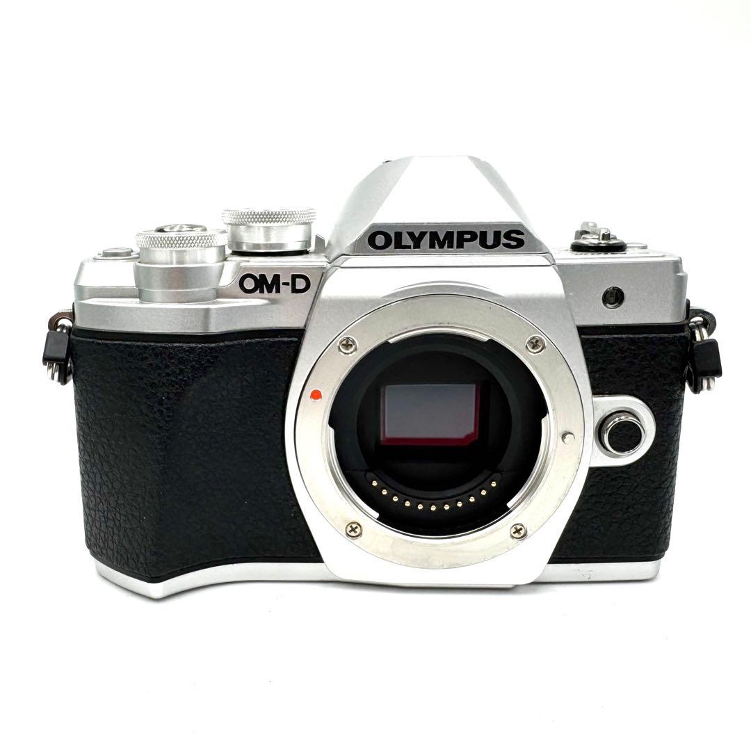 OLYMPUS OM-D E-M10 MarkIII EZ ダブルズームキット！
