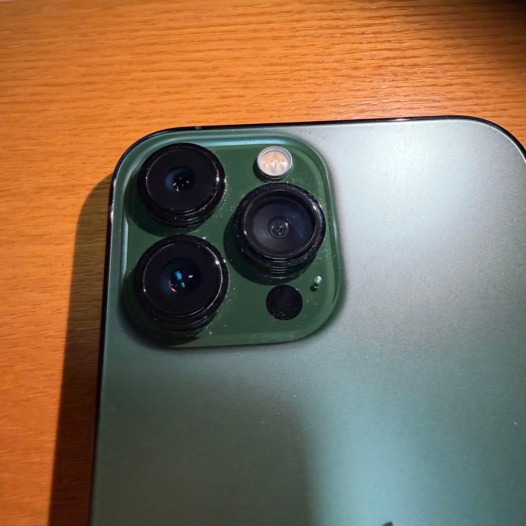Apple iPhone 13 Pro Max 256GB アルパイングリーン