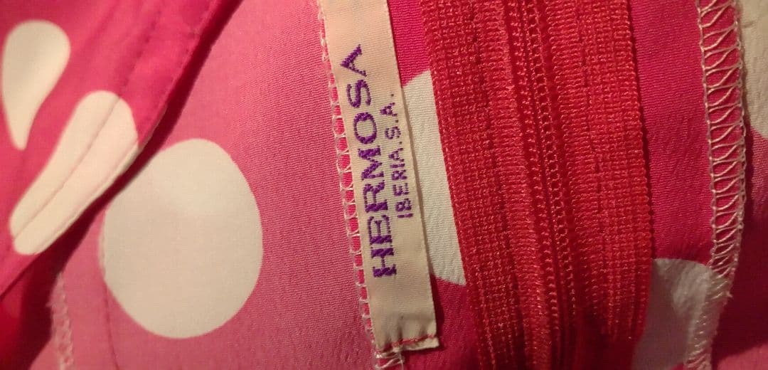 ｔイベリアエルモサ　鮮やかなピンクに白＆ランダム水玉のマチとフリルで豪華！