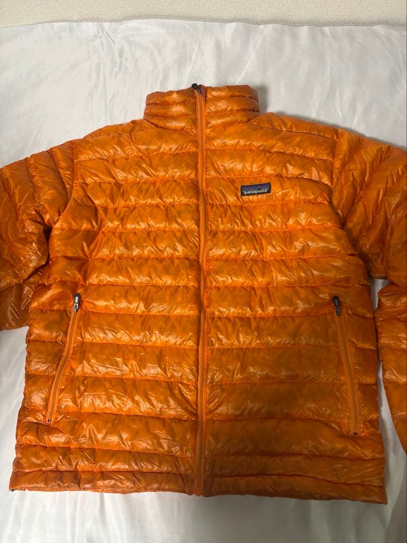 パタゴニア ダウンセーター ダウンジャケット オレンジ メンズＳ84672 軽量