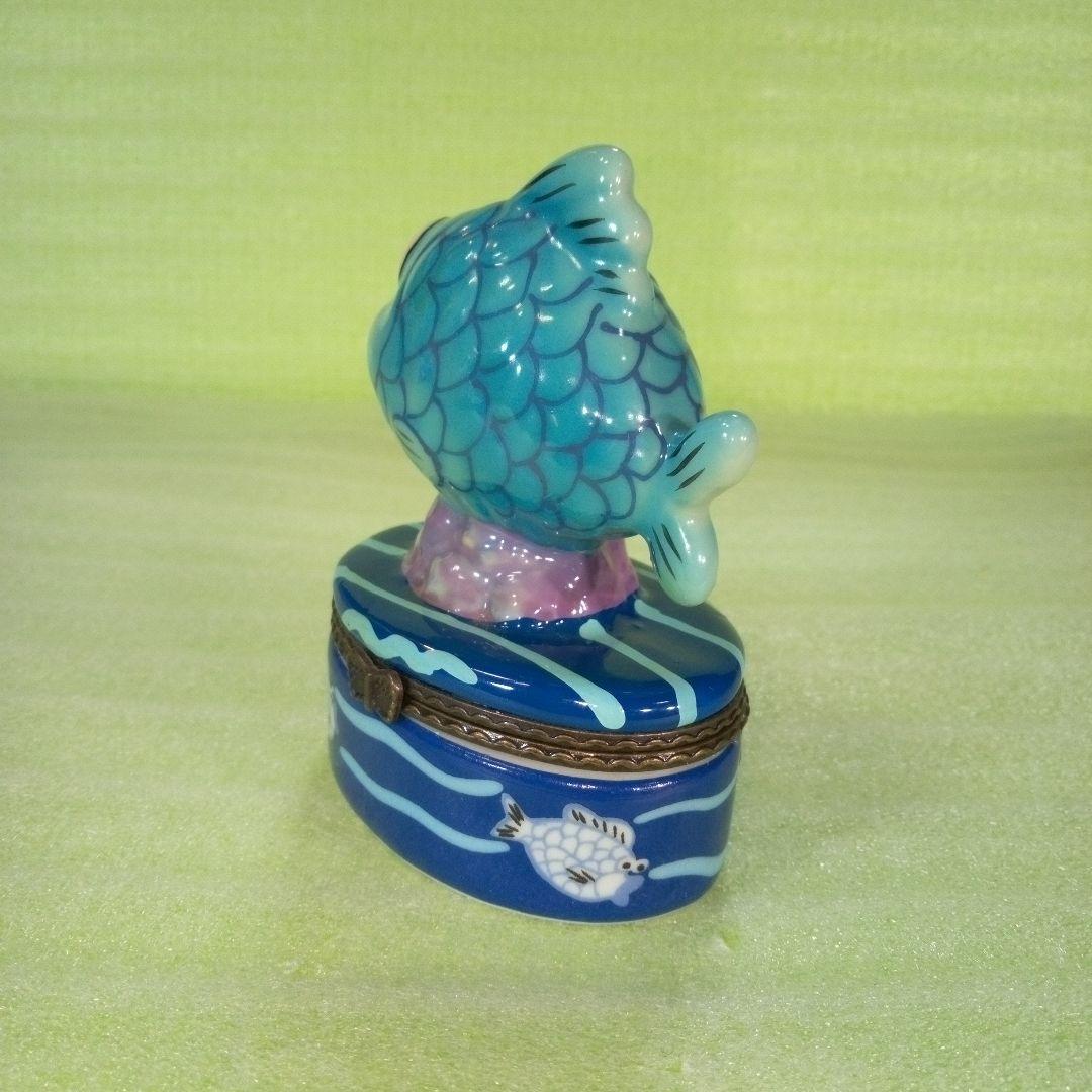 陶器製と思われる魚型の小物入れ　flyingtiger　フィギュア　置物　レア