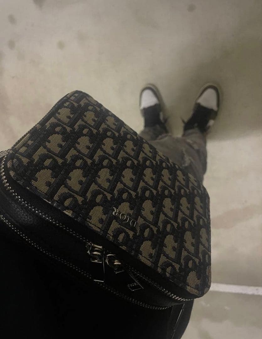 Dior ショルダーバッグ （安心保証書付き）