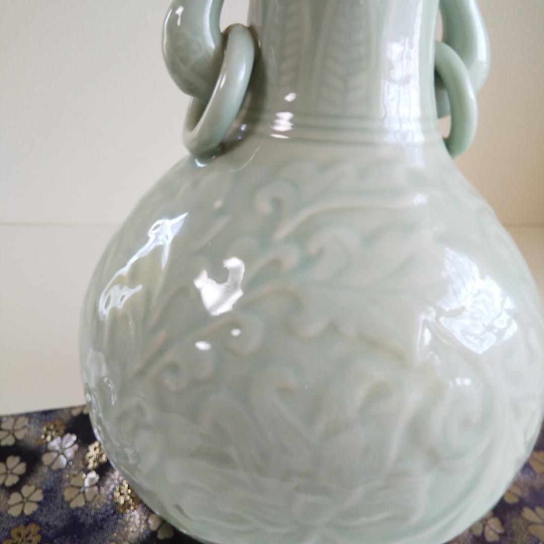 中国龍泉窯 青磁牡丹文瓶 双耳壺 中国美術 青磁 高さ38cm 牡丹文