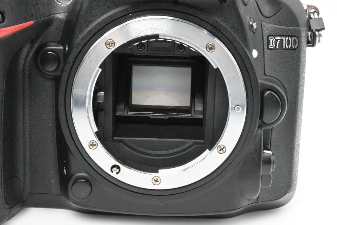 【現状品】ニコンD7100ボディ＋レンズ2本セット