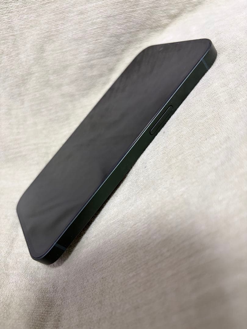 Apple iPhone 13 ミッドナイトグリーン 本体　※箱あり
