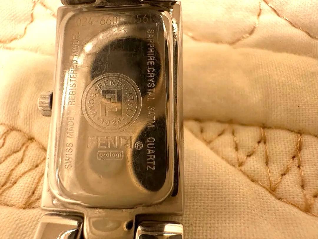 【美品】FENDI フェンディ 660L クウォーツ 時計 文字盤ブラック