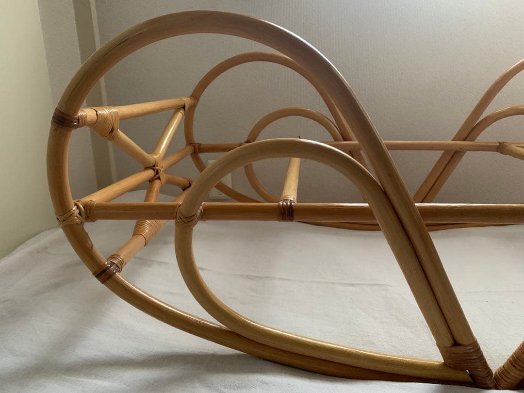 ベビーベッド籐ラタンゆりかご送料込ベビーベットクーファン