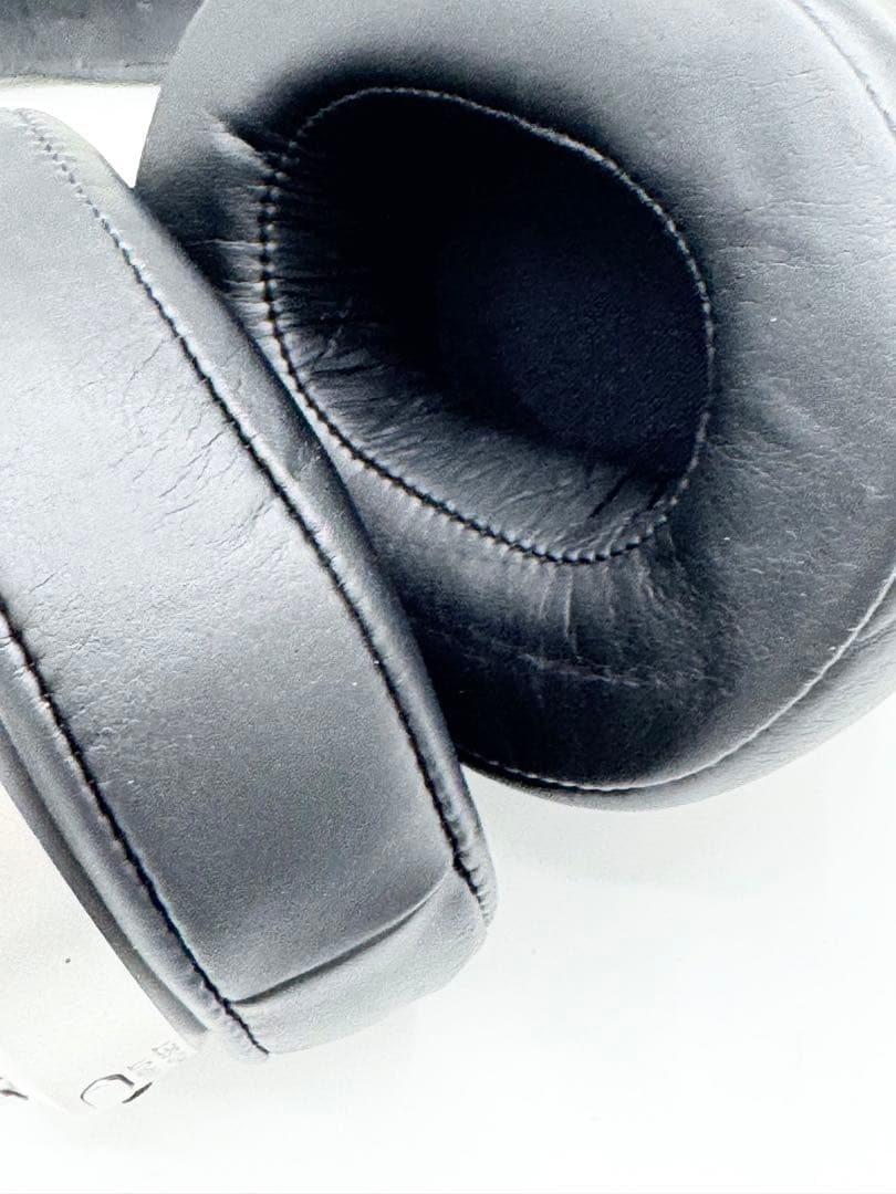 ヘッドホン SONY MDR-HW700DS