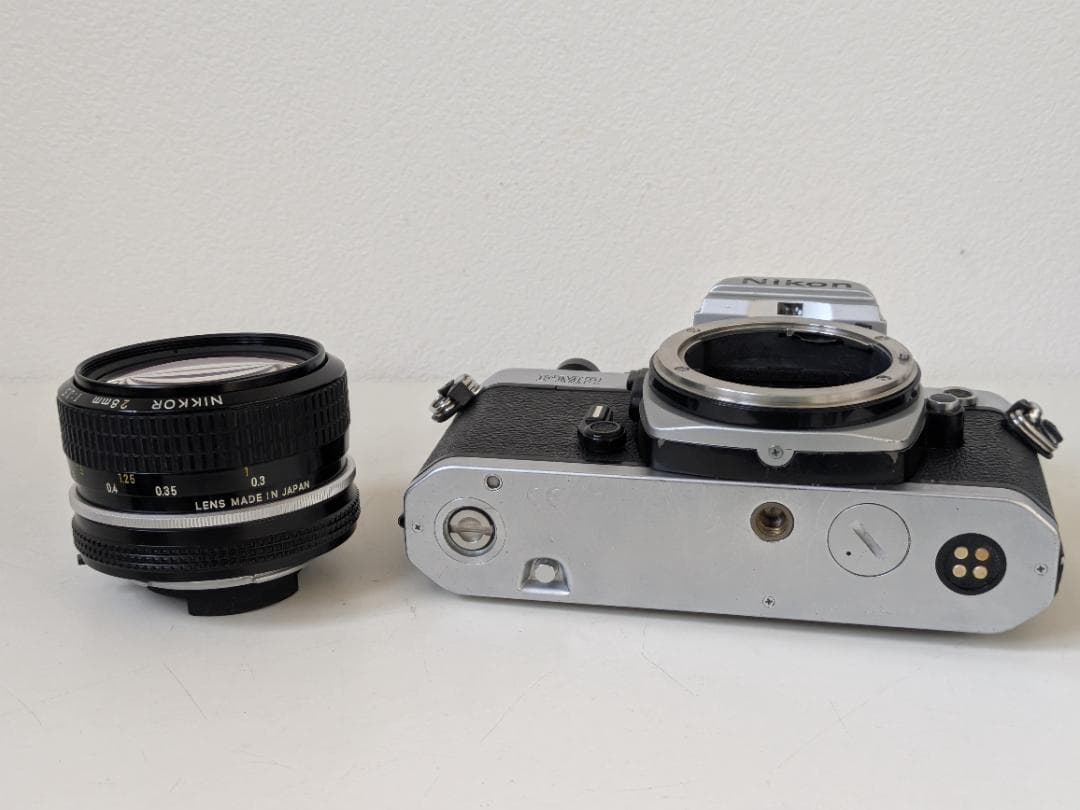 フィルムカメラ Nikon NEW FM2 NIKKOR 28mm 3.5