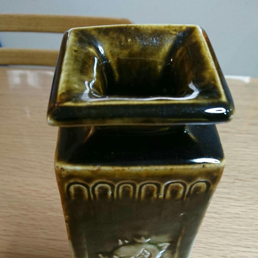 土肥刀泉　仙果文花瓶