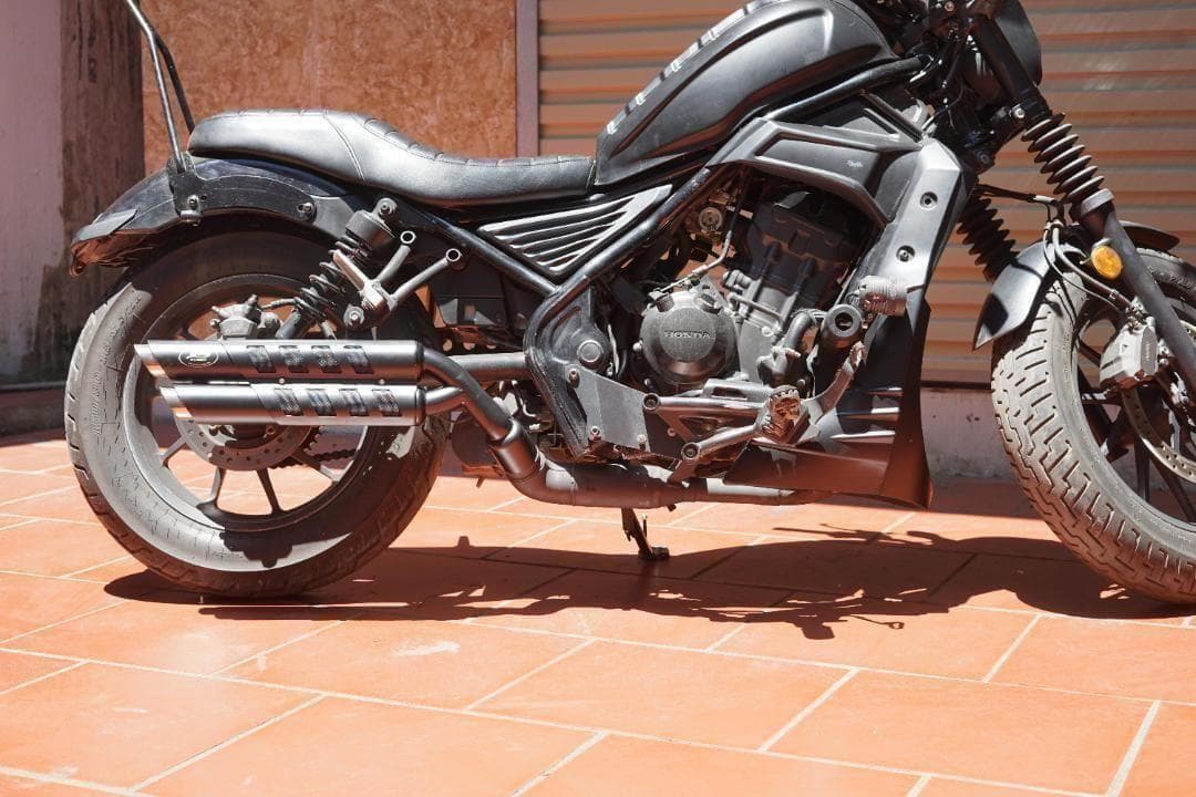 オマケ無し　レブル250 2023年以降　２本出しマフラー Gem x Javi