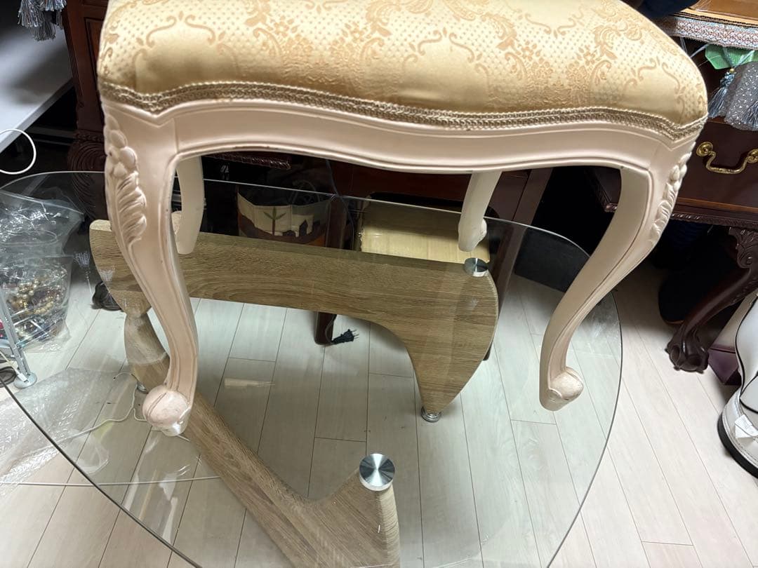 クロシオ フランシスカ スツール ホワイト 手彫り 猫足 アンティーク調