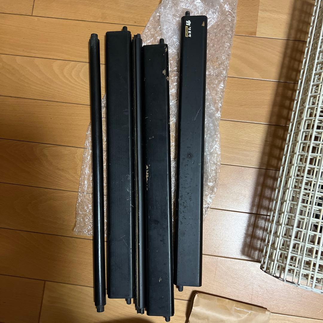 カリモク　マガジンラック　3段