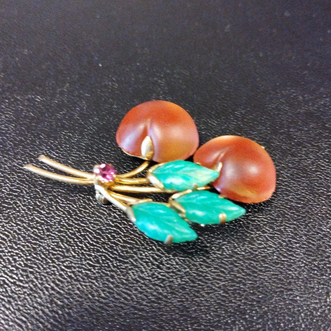 AUSTRIA フルーツ ブローチ アップル①