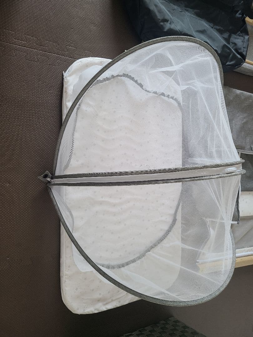 HZDMJ ベビーベッド キャスター付き グレー