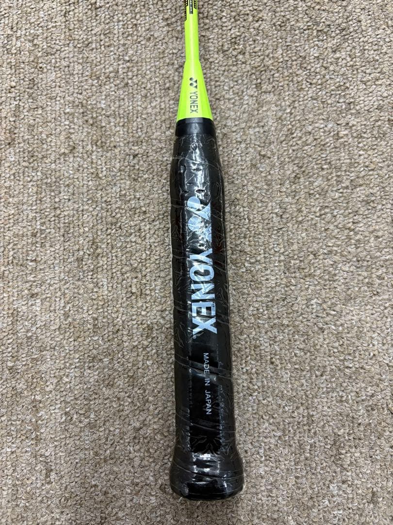 美品 YONEX VOLTRIC 30 バドミントンラケット 廃盤品 2本セット