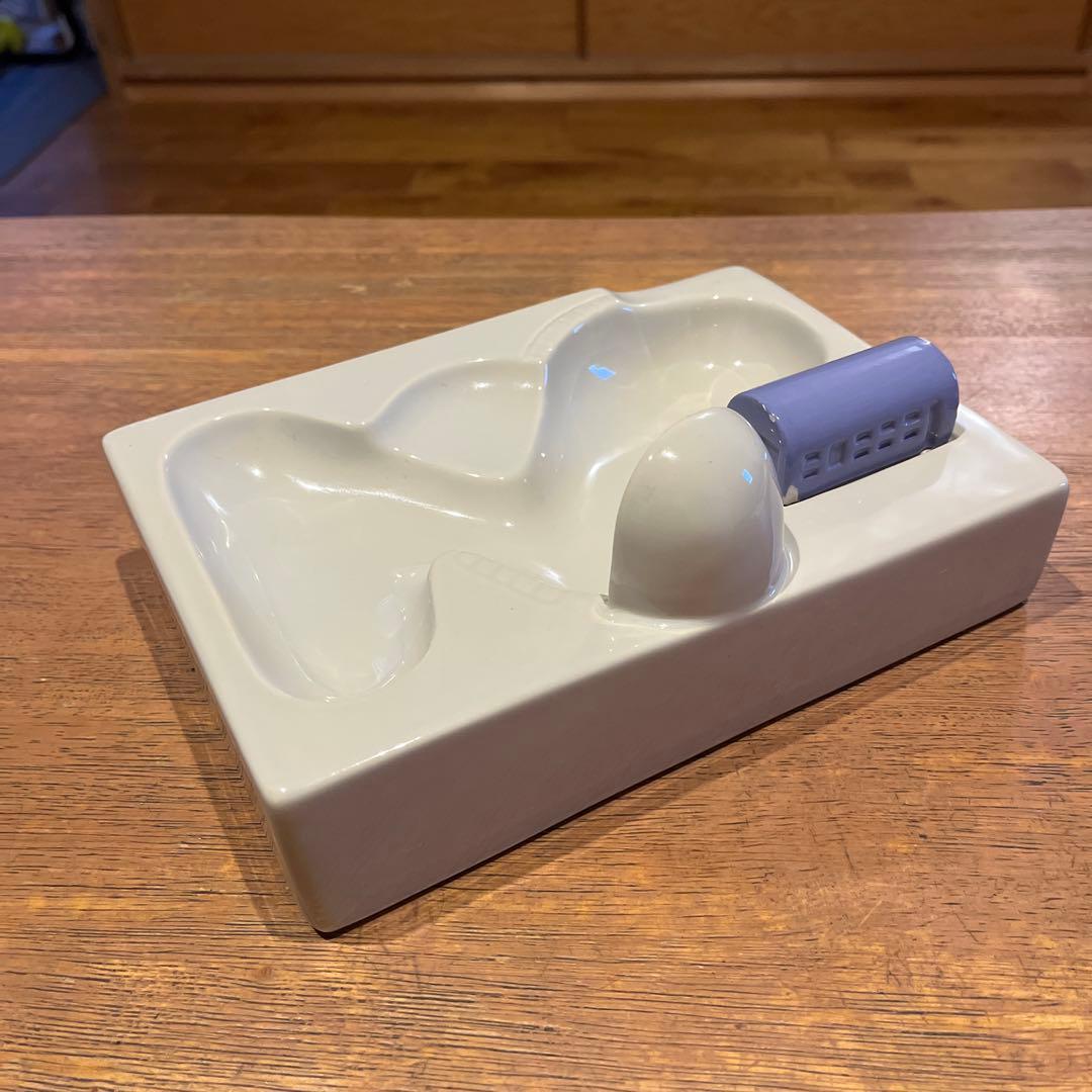 Independent × Skatopia 灰皿