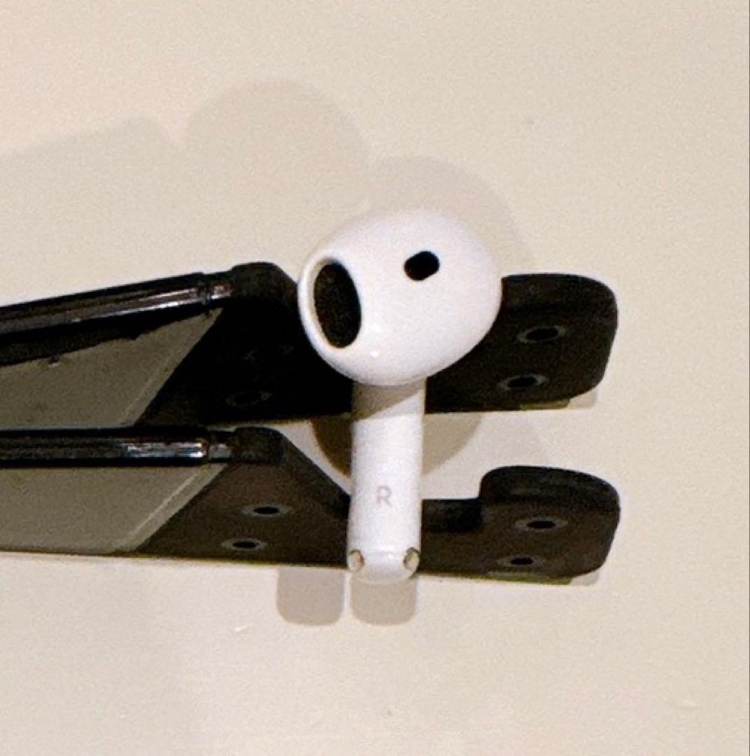 AirPods4本体 ノイズキャンセリング搭載モデル