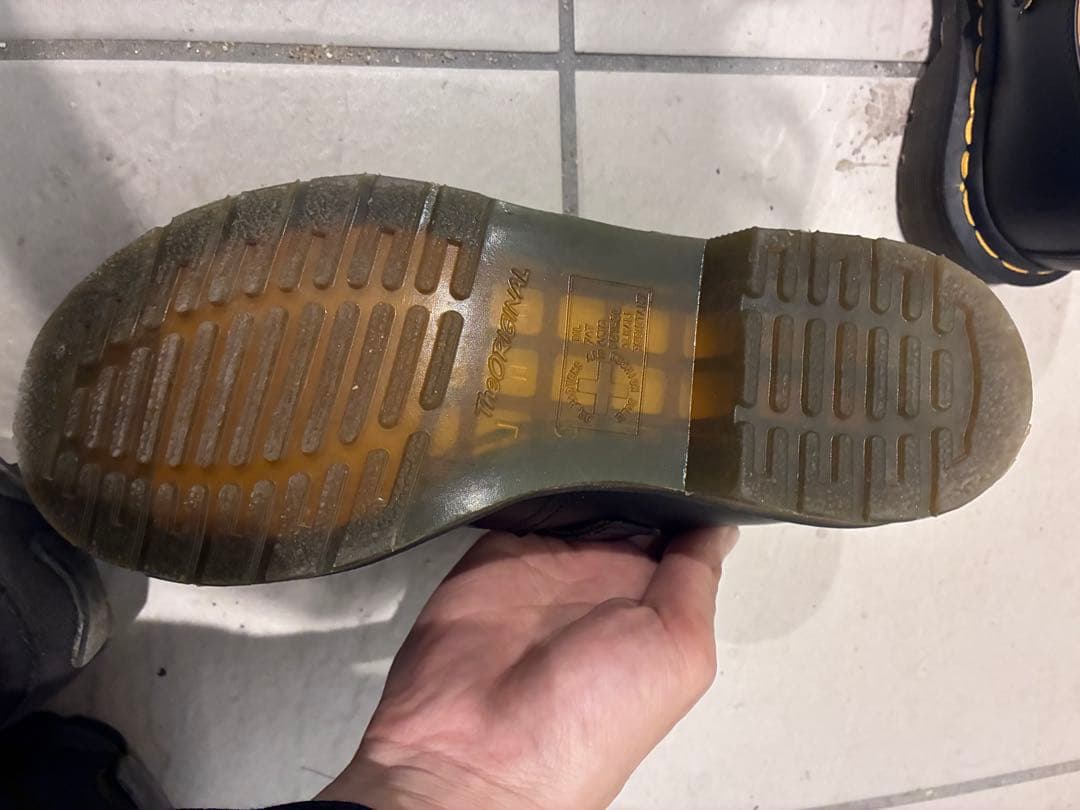 Dr. Martens ブラック メリージェーン シューズ　Tバー