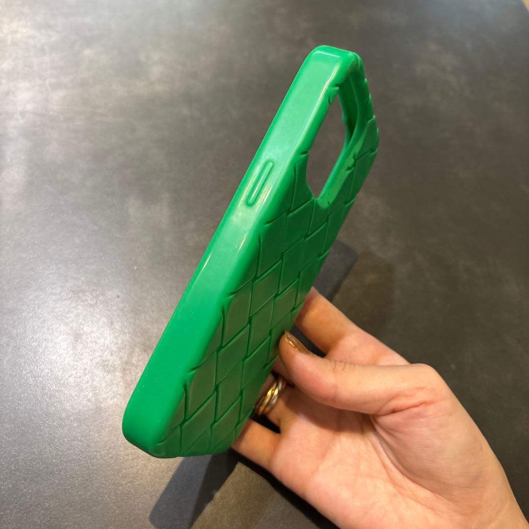 【きょんさん専用】BOTTEGA VENETA グリーン iPhone15pro