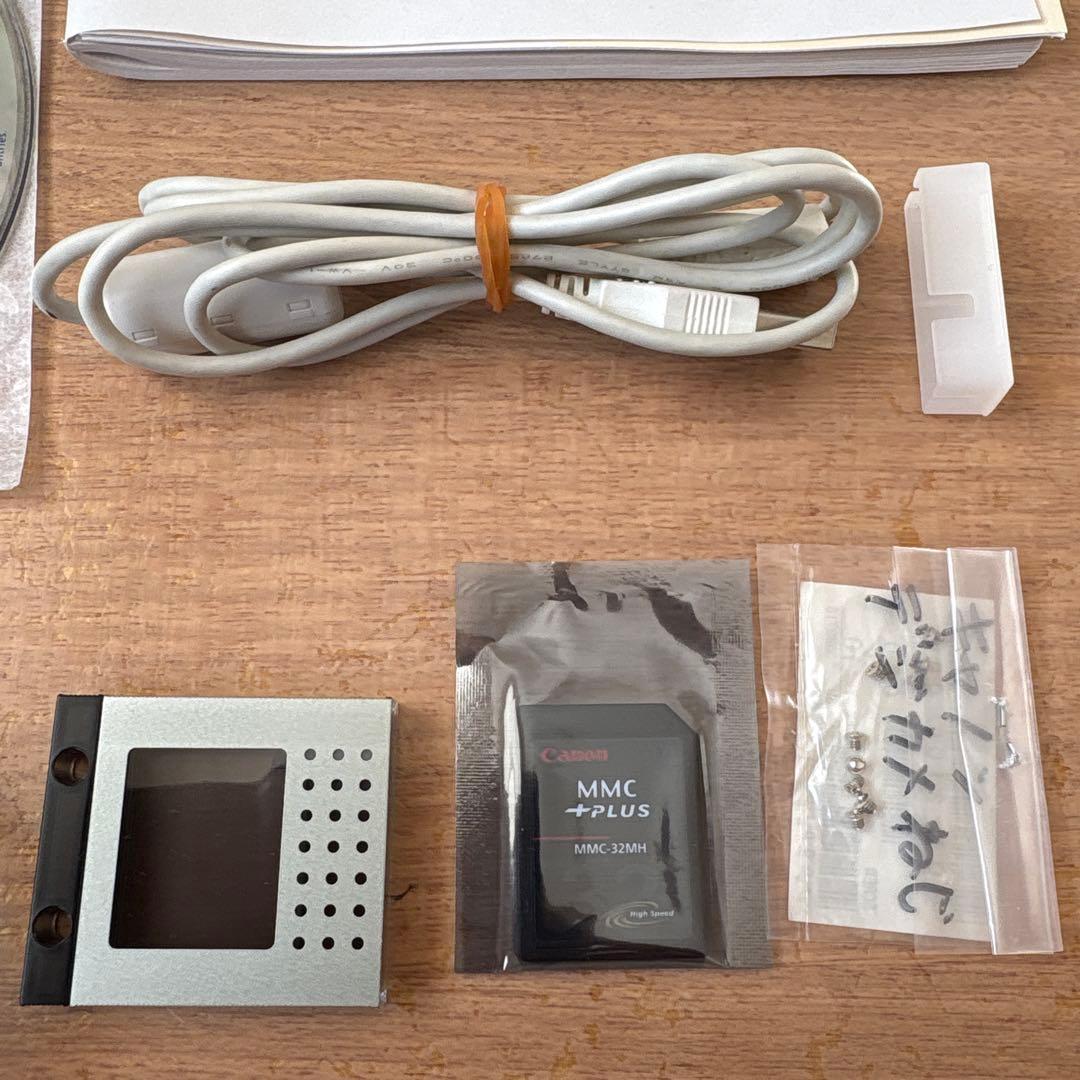 Canon IXY DIGITAL 2000 IS 【端子カバー破損】