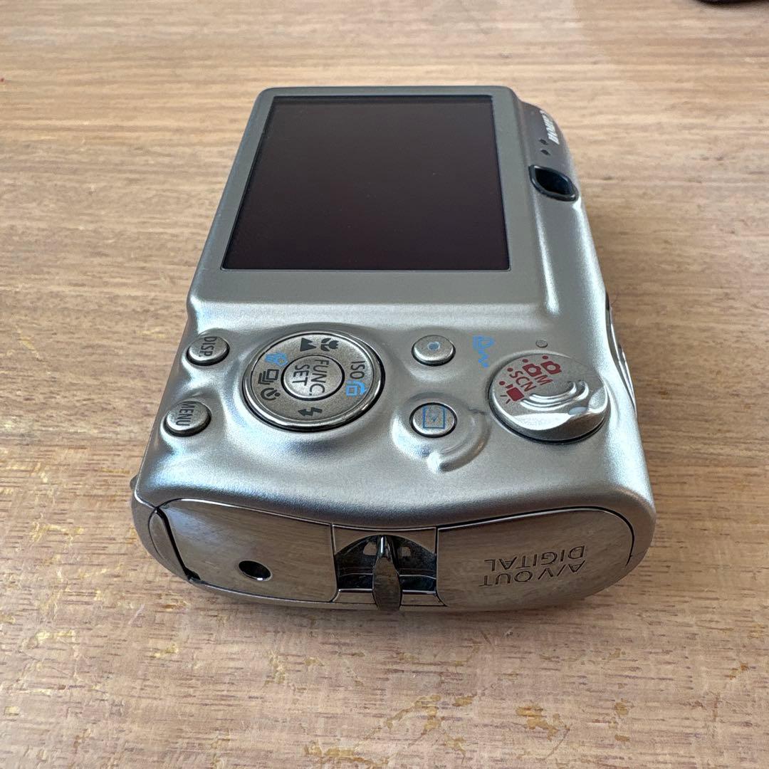 Canon IXY DIGITAL 2000 IS 【端子カバー破損】