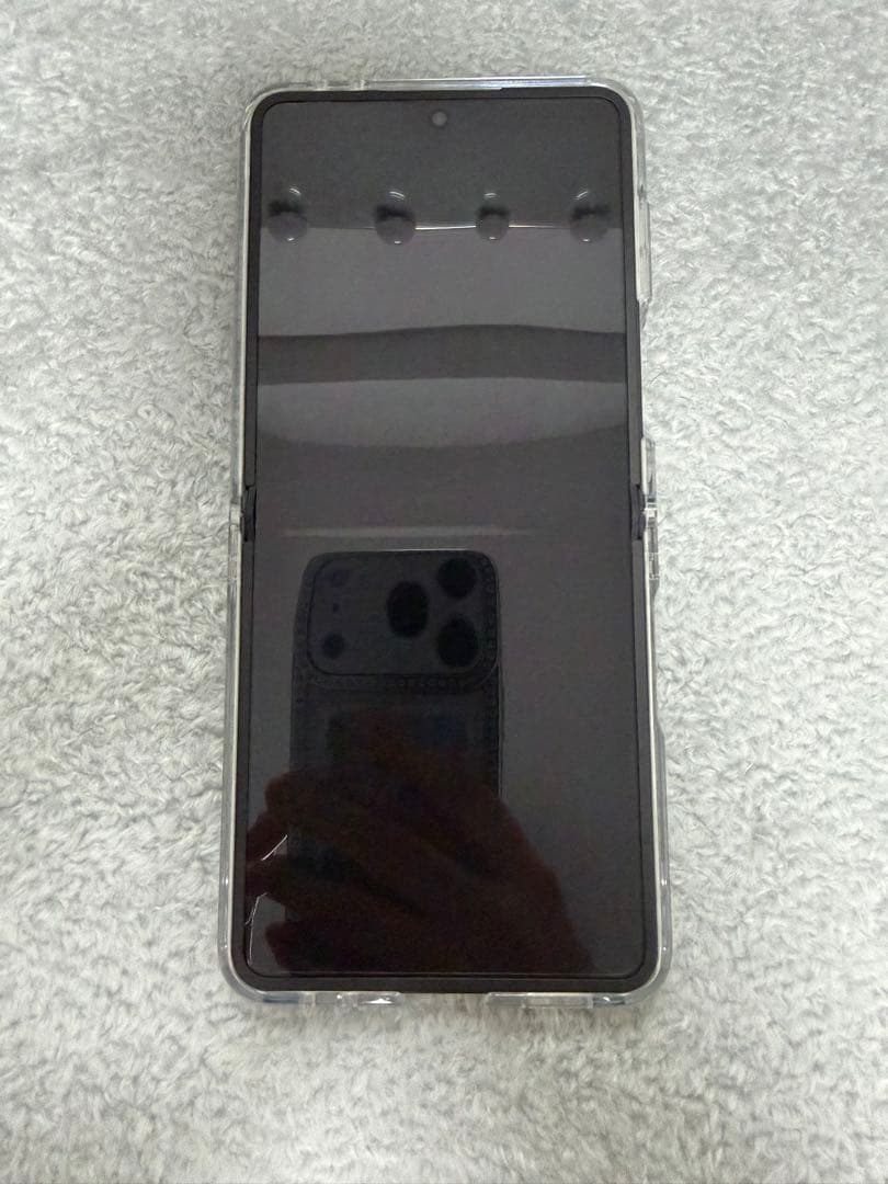 Galaxy Z Flip 7 256GB ブラック SIMフリー・ケース付き