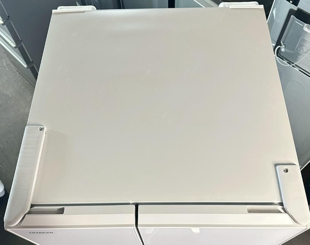 大阪送料無料★3か月保障付き★冷蔵庫★2021年★R-HW60R★R-177