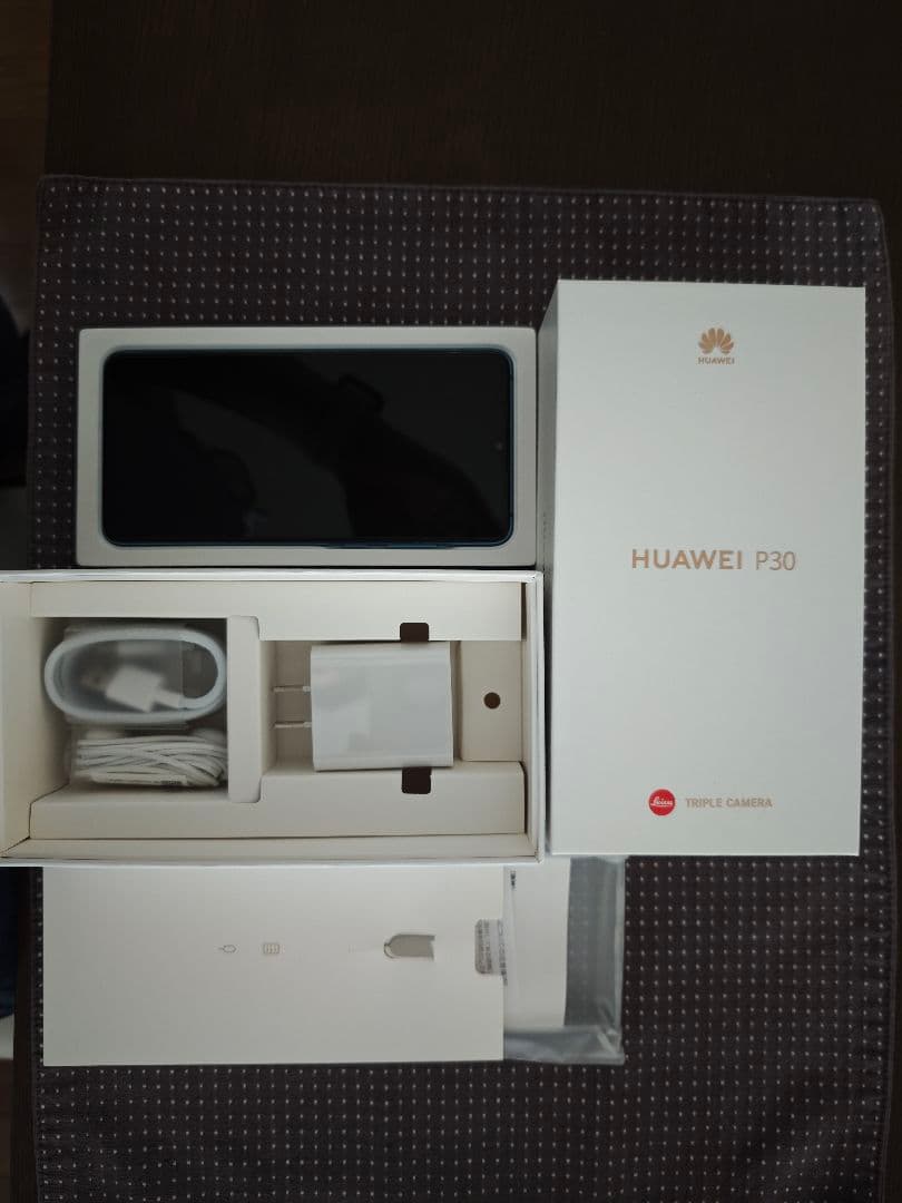 HUAWEI P30 128GB(NMカード付) オーロラ SIMフリー