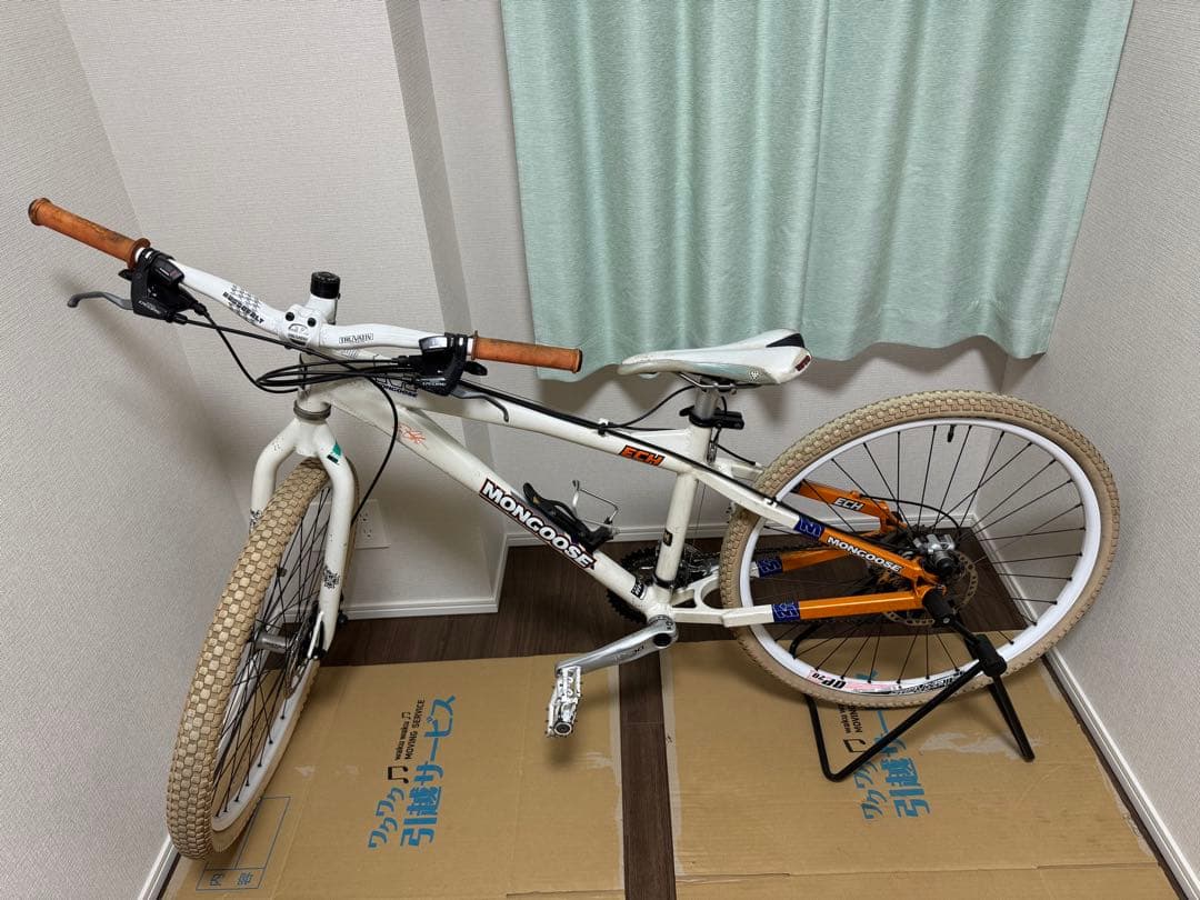 【引き取り限定】MON マングース