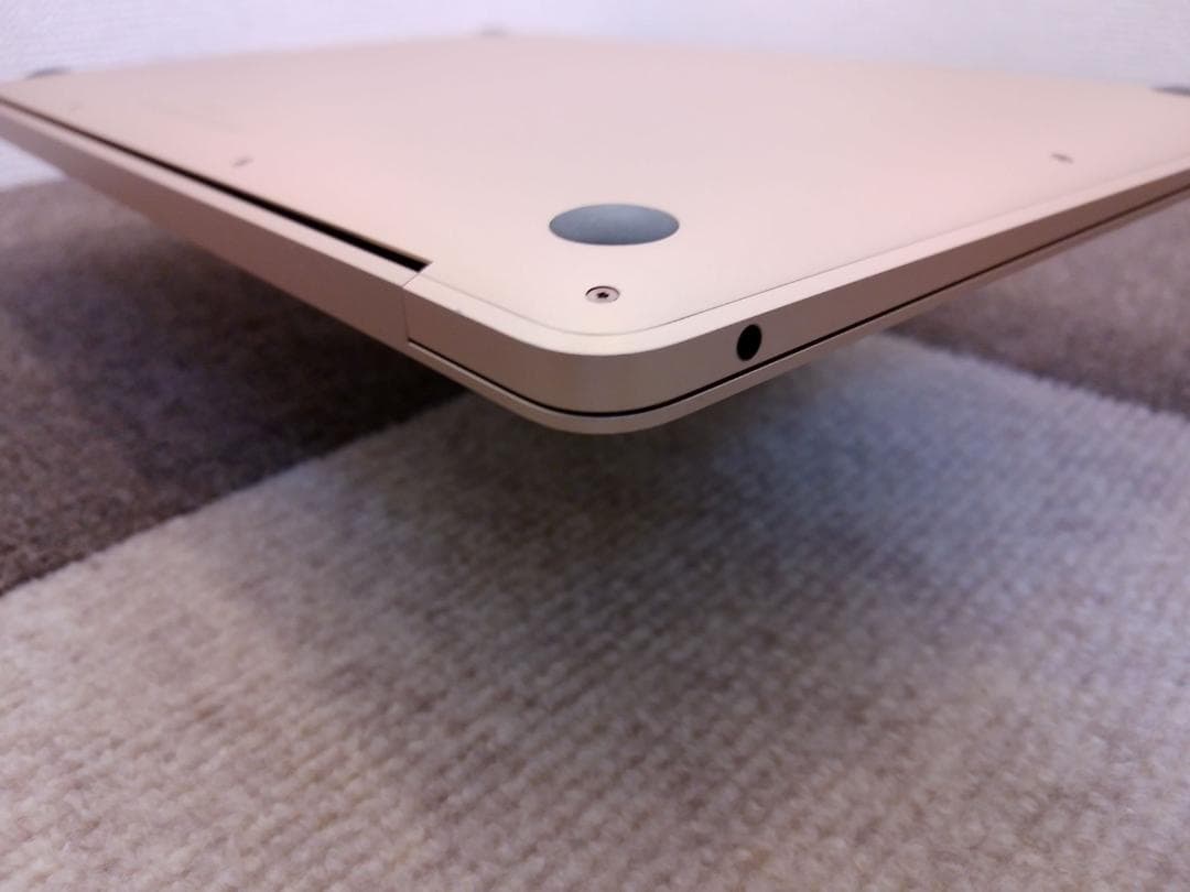 MacBook Air2020 A2237 13㌅ M1 バッテリー100%