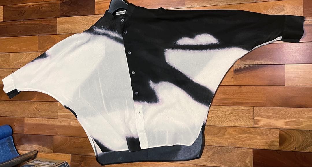 ISSEY MIYAKE ラグランスリーブ長袖シャツ