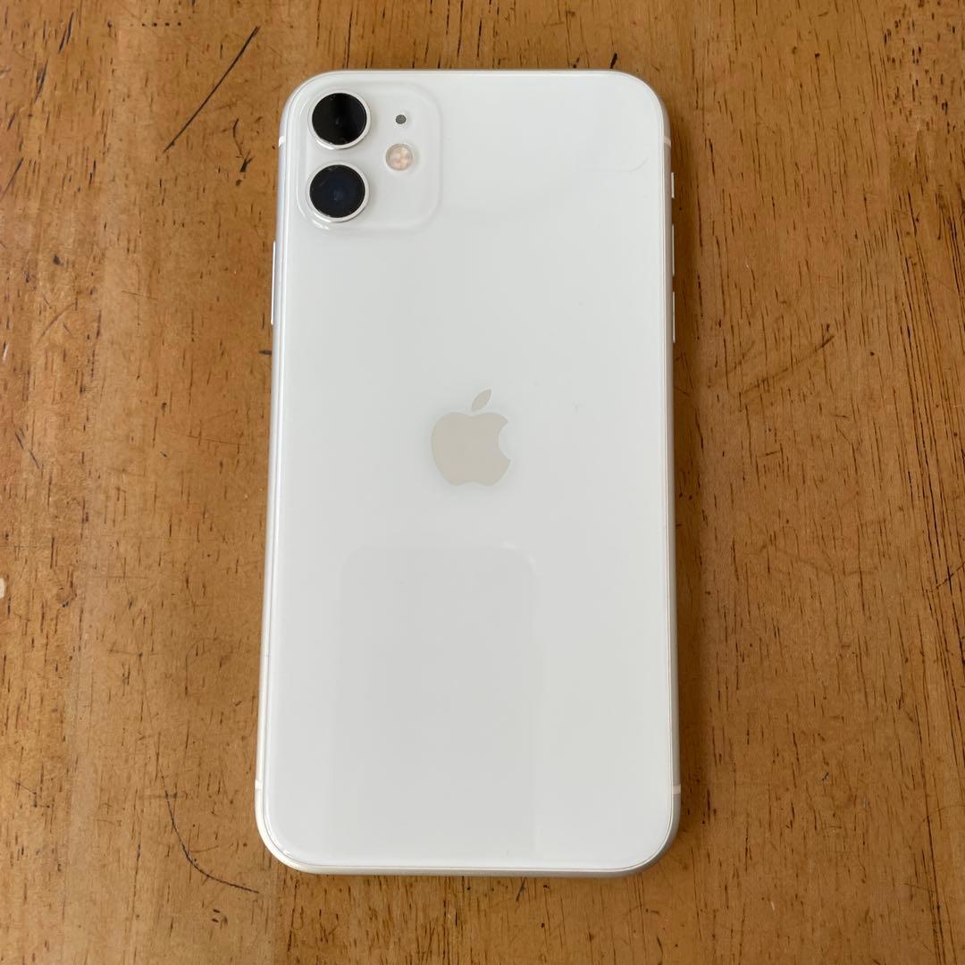 iPhone11,ホワイト,64GB
