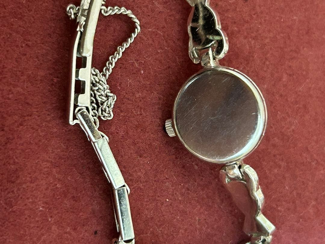 Classique 腕時計　レディース