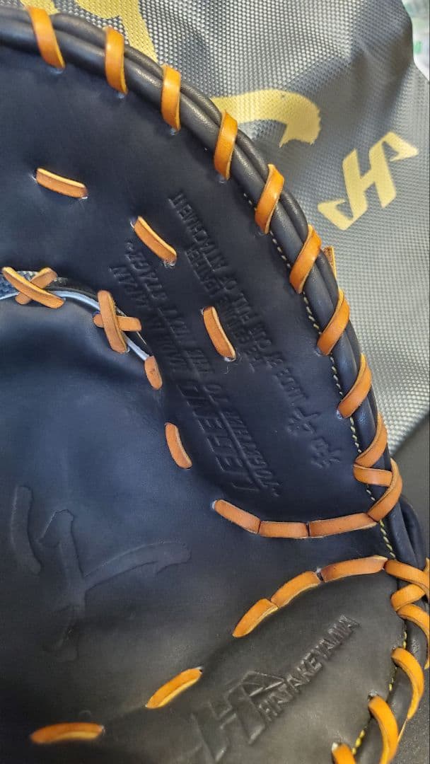 日本製新品◆ハタケヤマ硬式「久」希少モデル◆最上級『極』和牛革 8万円ミット