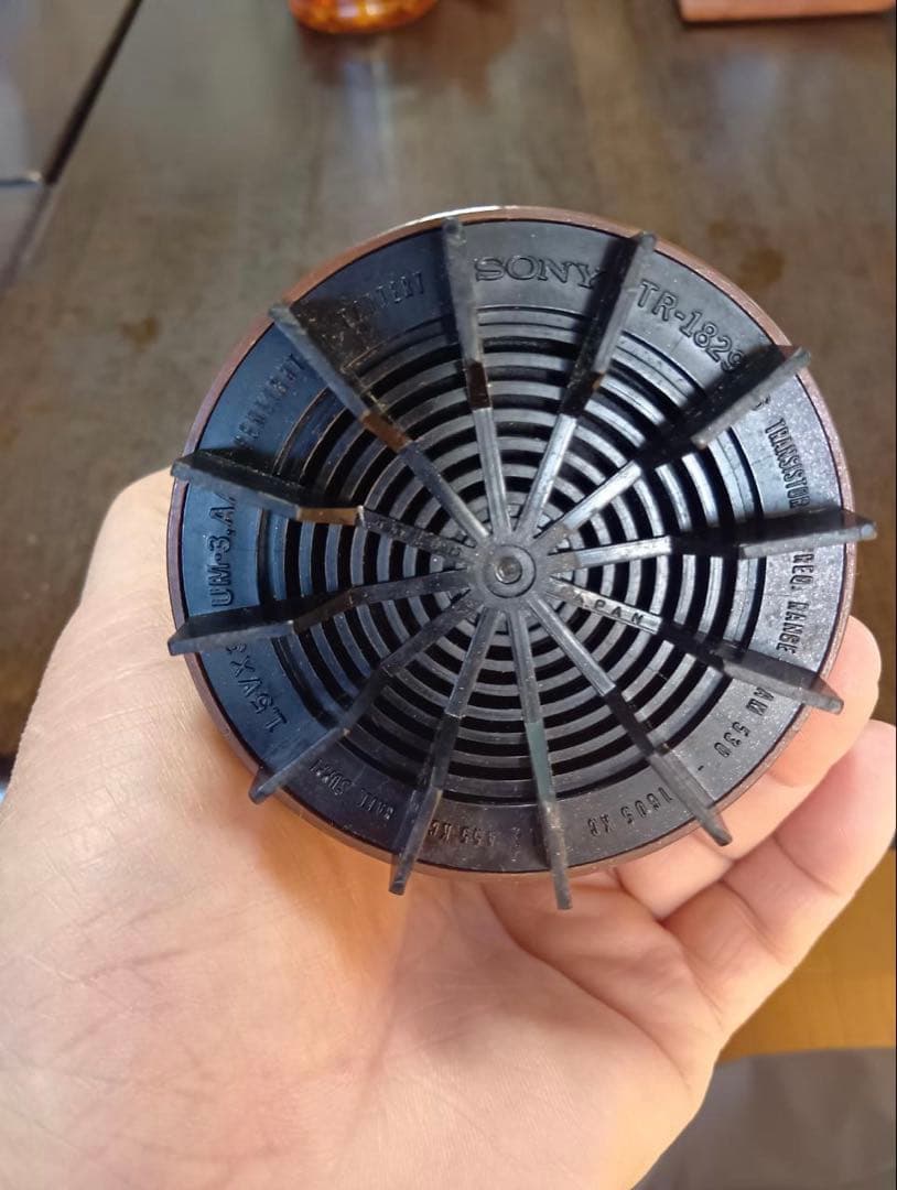 SONY TR-1829 トランジスタラジオ　　稼働品　1967年製